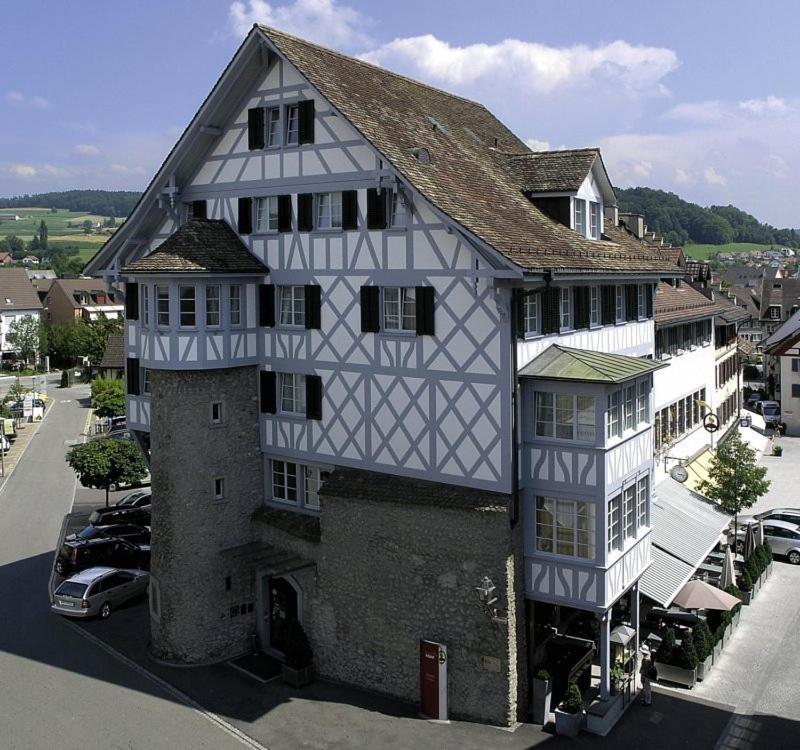 Hotel Restaurant Zum Goldenen Kopf Bülach Exteriör bild